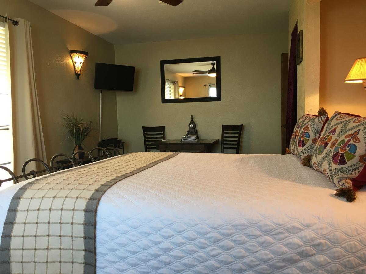 Lakehouse Bed And Breakfast Canyon Lake Luaran gambar